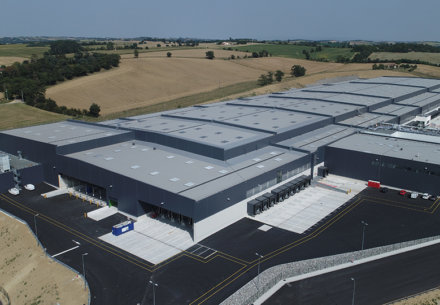 plateforme logistique regionale lidl baziege panorama 440x305